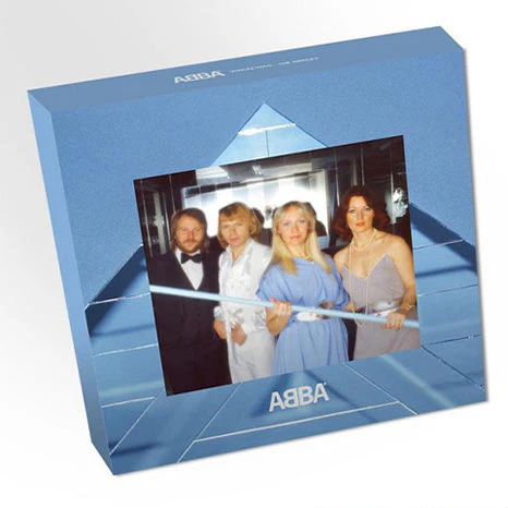 ABBA / Voulez-Vous: The Singles / Limited edition seven-inch coloured vinyl box - Image 2